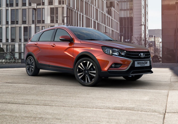 LADA Vesta SW и LADA Vesta SW Cross штурмуют Европу!